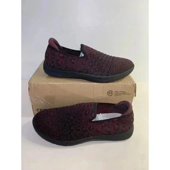 .1611 Clarks Womens Slip On, Red/Black-US 8.5 Womens - Picture 1 of 6